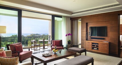 Raffles Hainan Room Type - Junior Bay Ocean Suite
