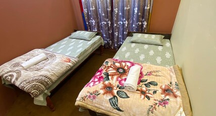 Vaikunth Homestay Room Type - Deluxe Room With Non Attached Private Washroom