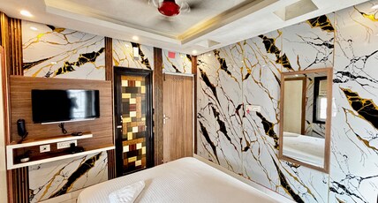 Guest House 939 Room Type - Deluxe Room without Balcony