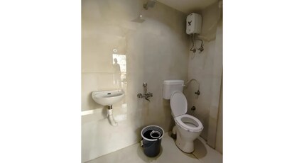 FabHotel Shivalik Prime Stay Room Type - Family Room