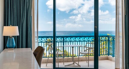 Hilton Barbados Resort Room Type - PREMIUM CORNER ONE KING