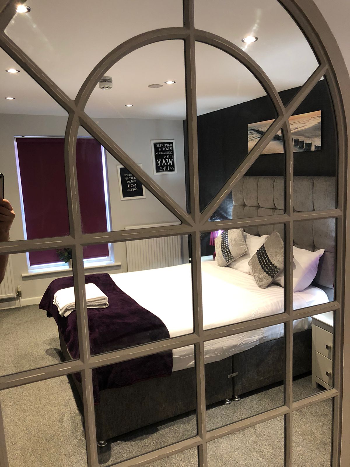 OYO Watton Vibe Hotel - Tap to explore photos
