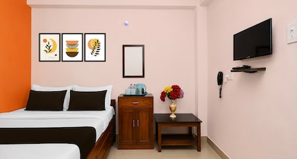 Super Hotel O Sonajhuri Forestview Bolpur Formerly Comfort Inn Room Type - Classic with Balcony Super Hotel O Sonajhuri Forestview Bolpur Formerly Comfort Inn Room Type - Classic with Balcony