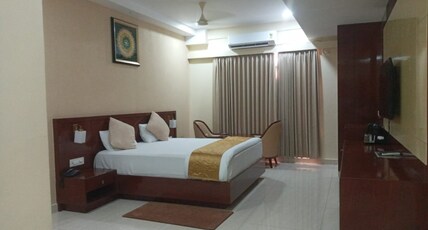 SRI SAI'S A1 CONVENTION Room Type - Luxury Rooms