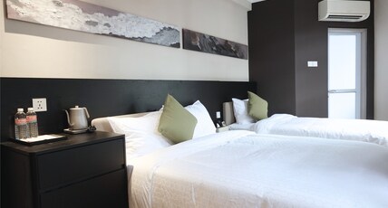 Asphodel Inn  Room Type - Deluxe Family Triple, Window