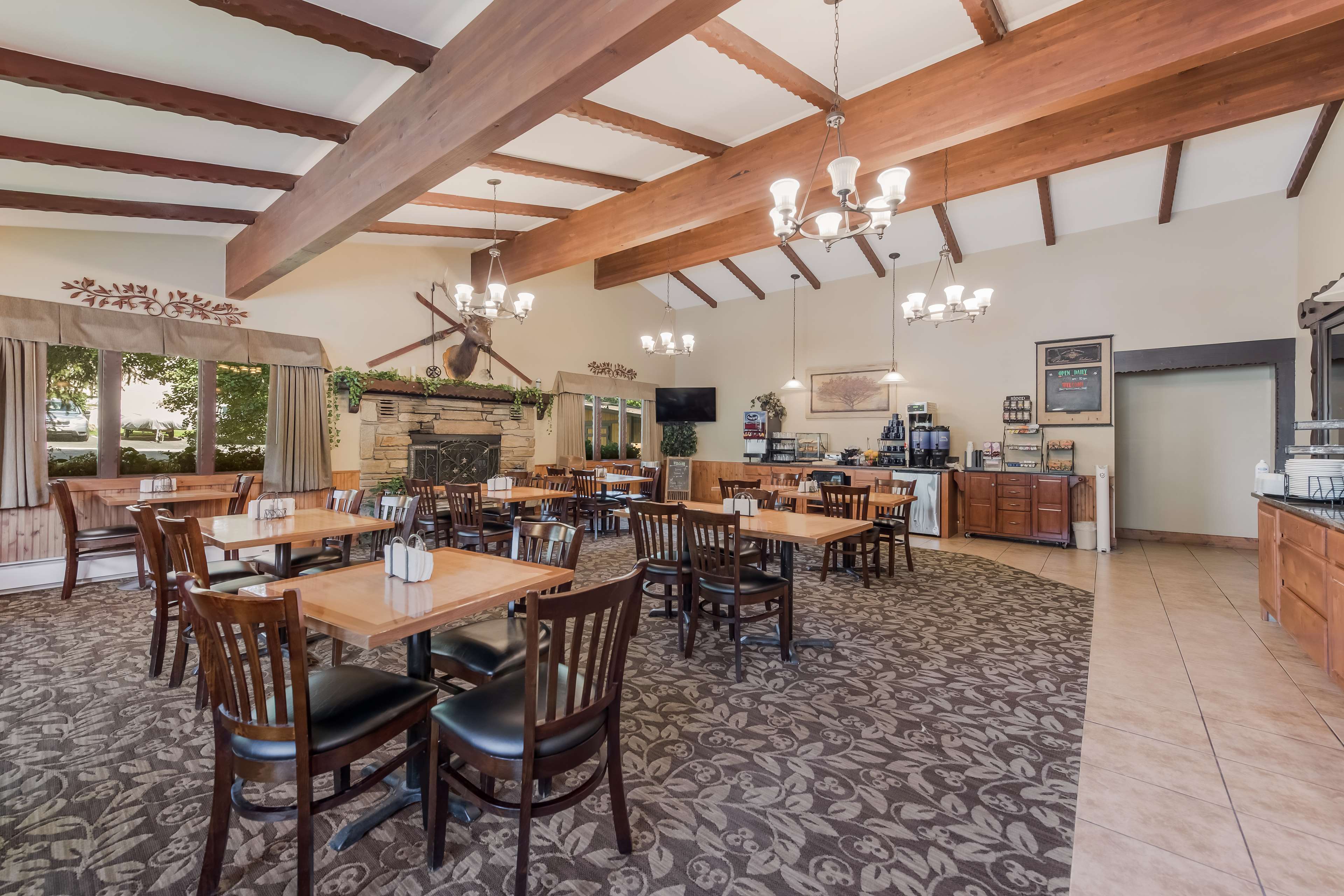 Best Western Tyrolean Lodge - Tap to explore photos