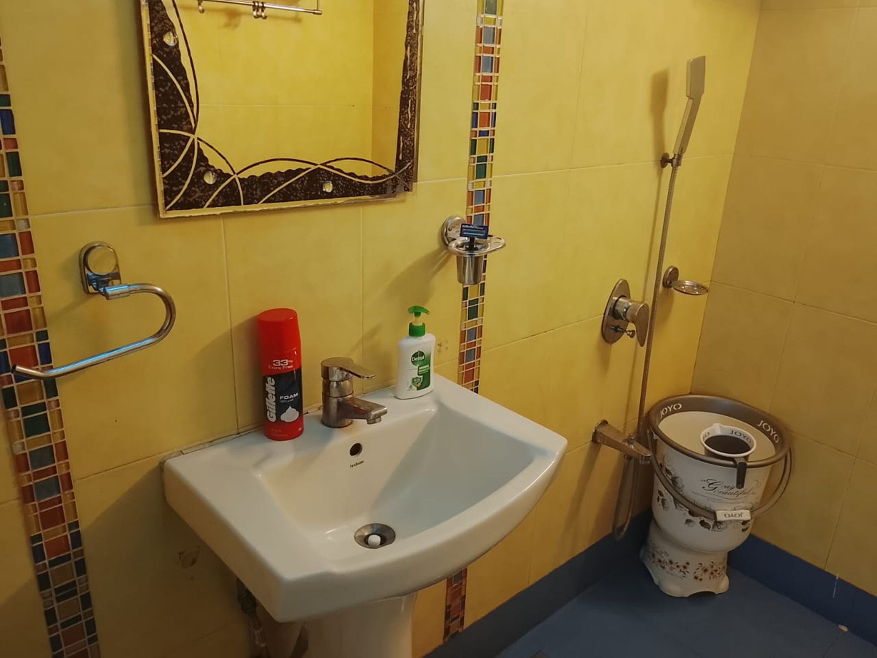MyButler Serviced Apartment Shivtirth 901 - Tap to explore photos