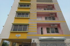 HOTEL O MAA RESIDENCY NEAR BISWA BANGLA