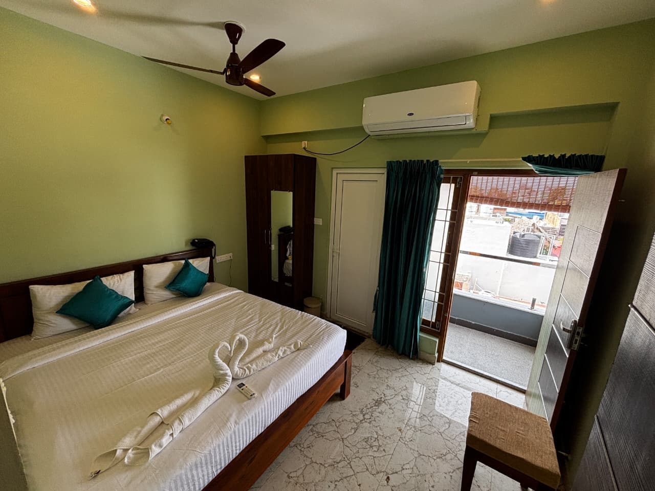 Maison Sakee Pondicherry - Tap to explore photos