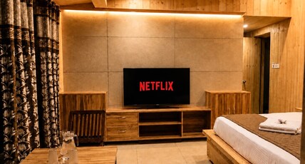 Spring House Manali | Rooms with Wi-Fi Room Type - Luxury Wooden Suite