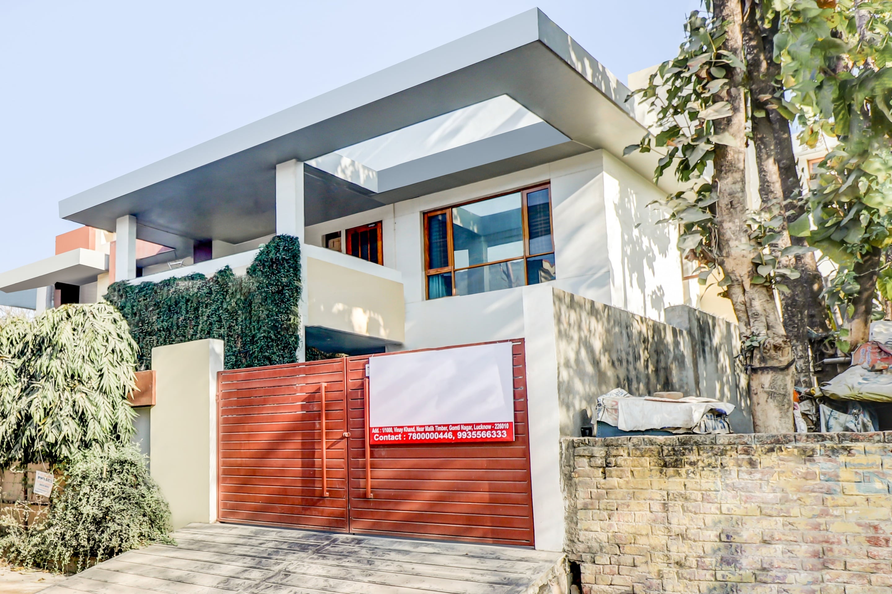 Hotel O by OYO Tokyo - Tap to explore photos