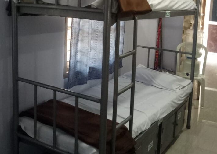 Rajesh Rest Home(Ac Dormitory & Lodge) - Tap to explore photos