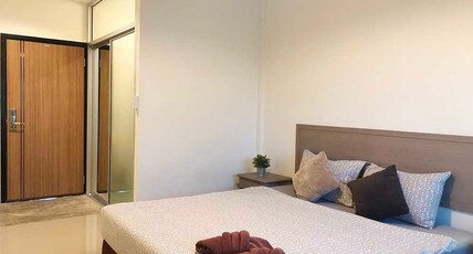 Collection O Ayothaya Hotel Room Type - Standard Double