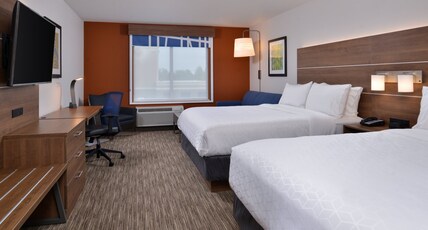 Holiday Inn Express & Suites - Marshalltown Room Type - 2 Queen Beds Standard