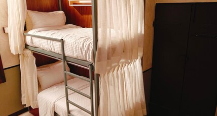 Maison Monty Room Type - 2*1 Bunk Bed | Standard 2 Bed Mixed Dorm | Shared Washroom