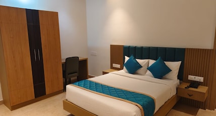 HOTEL BLOOM Room Type - EXECUTIVE ROOM HOTEL BLOOM Room Type - EXECUTIVE ROOM