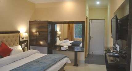 Agastya Residency Room Type - Superior Room with Valley View