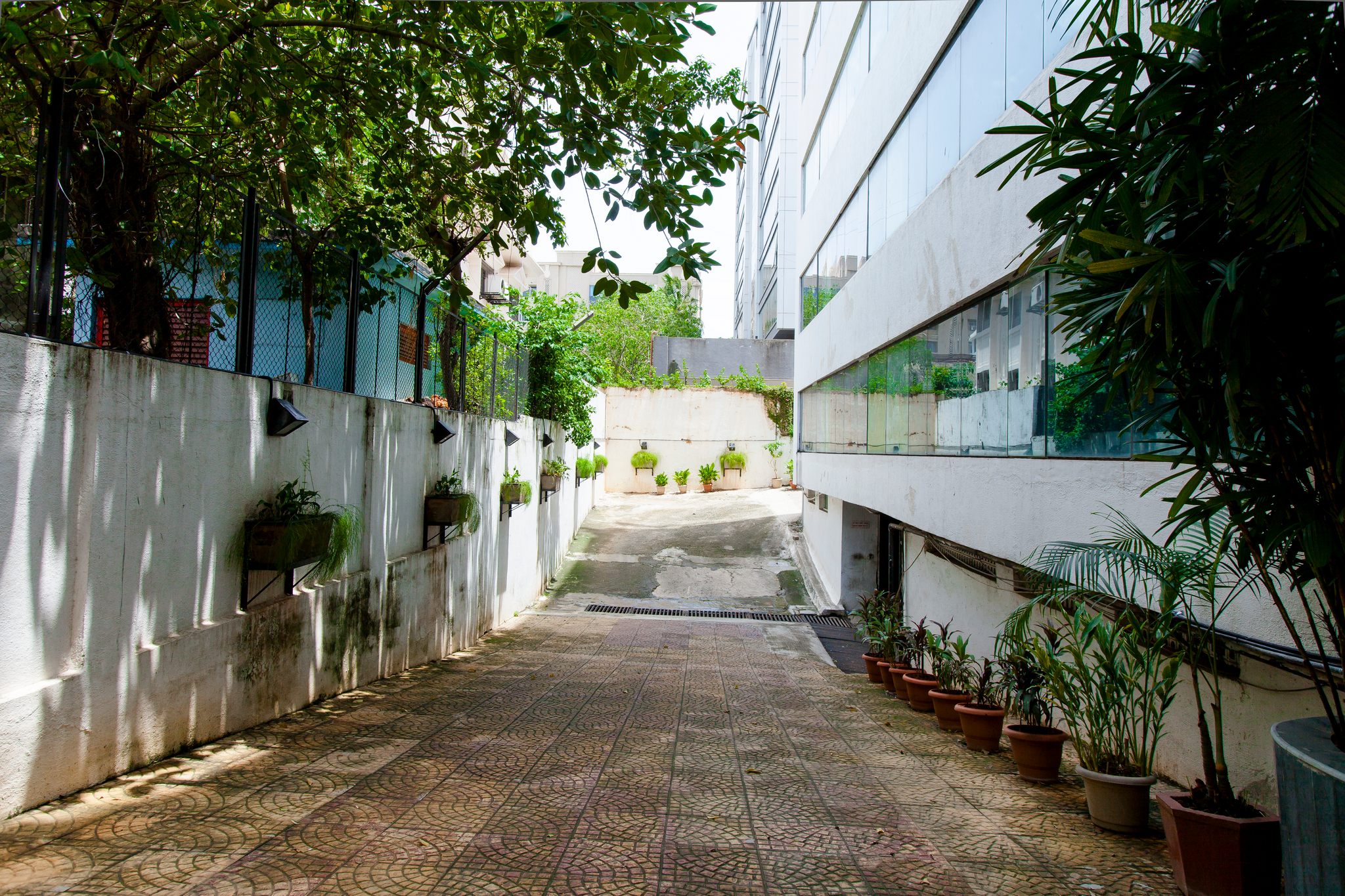 Click Hotel Andheri MIDC - Tap to explore photos