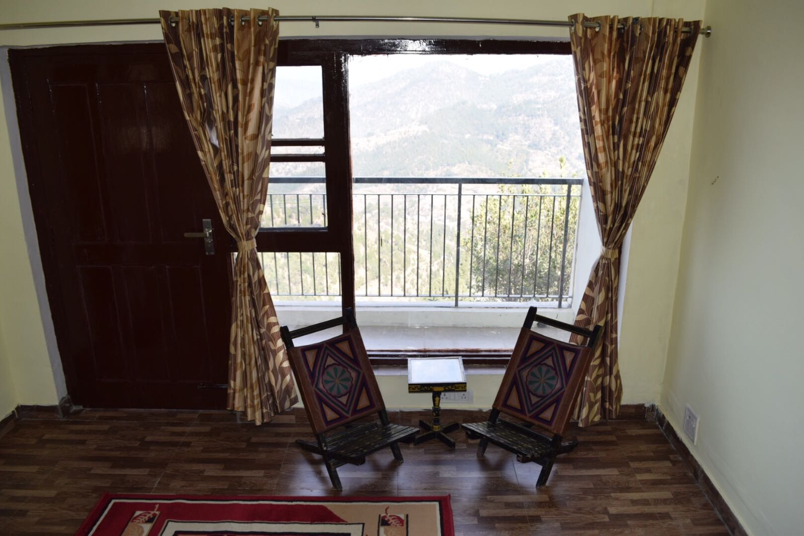 Paa Bhilasha | Rooms & Kitchen - Tap to explore photos