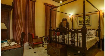 Hotel 233 Park Street Room Type - STANDARD