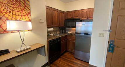 Staybridge Suites GREAT FALLS Room Type - 1 Queen Studio Suite Riverview