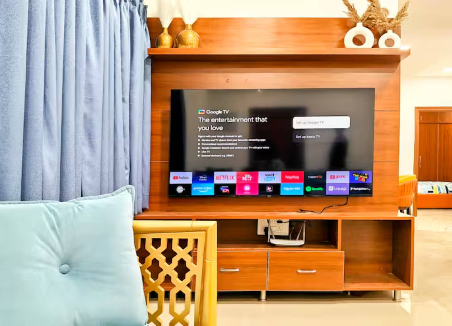 Crescent Service Apartment - Banjara Hills - Tap to explore photos