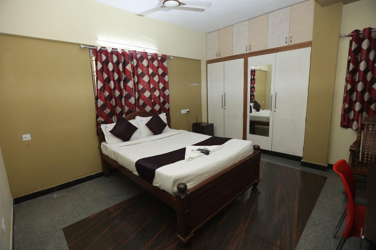 HAPPY HOMES SERVICED APARTMENTS GUINDY - Tap to explore photos