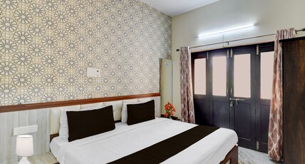 Collection O Hyderabad Hitech City Formerly Night Eye Room Type - Classic Collection O Hyderabad Hitech City Formerly Night Eye Room Type - Classic