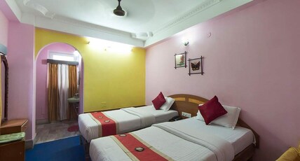 Hotel Mahalaxmi Indo Myanmar Room Type - Executive Ac Double Room