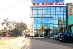 Hotel Sanskriti Palace