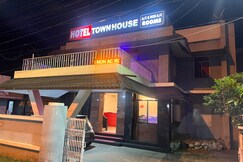 HOTEL SUNDAY TOWNHOUSE CLUB