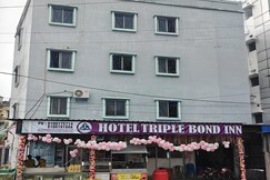 Photos of Triple Bond Inn - Thakdari Newtown