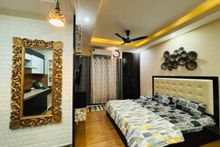 Honey Homes
