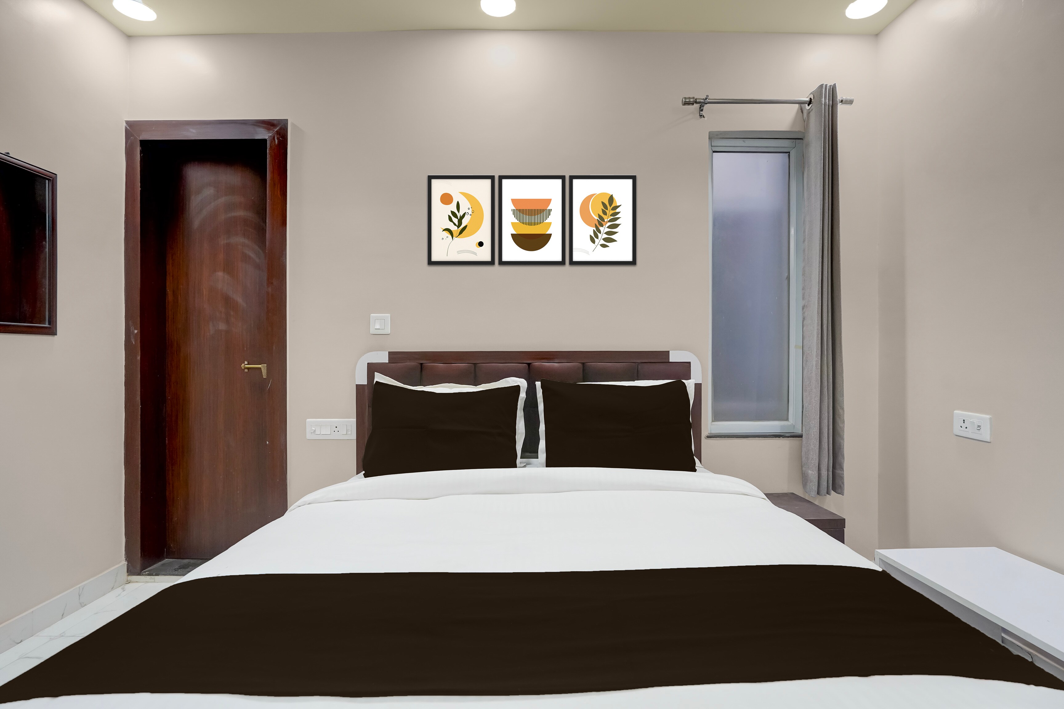 SPOT ON Hotel Yamnotri - Tap to explore photos