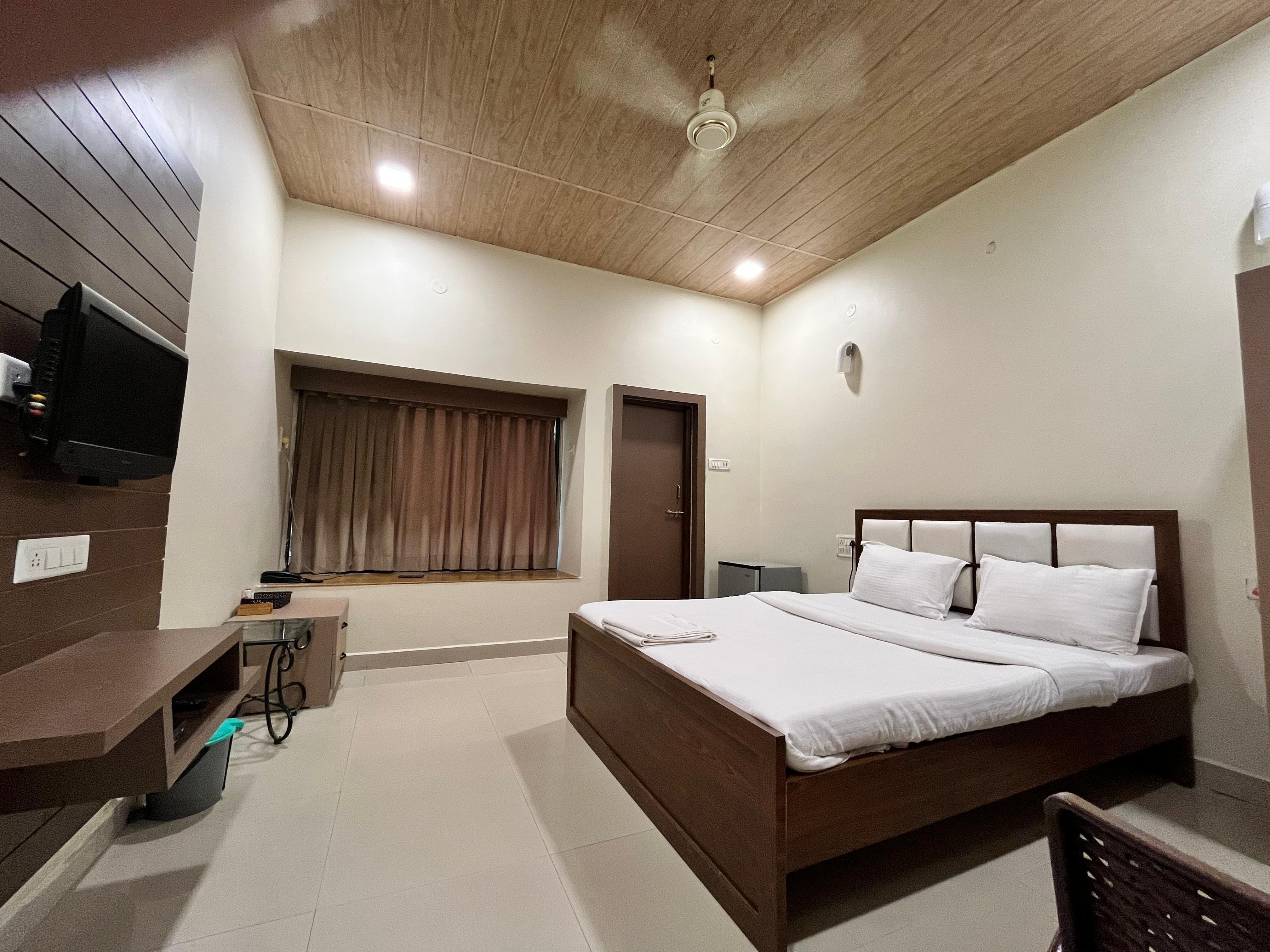 Olive Aqua Resort - Tap to explore photos