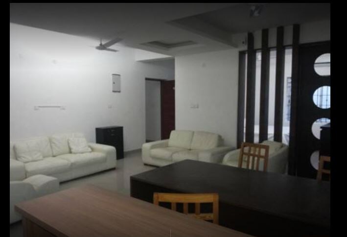 Cafeclave - Tap to explore photos