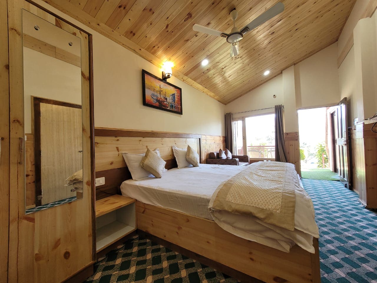 Kasauli Nature Inn (Group of stags not allowed) - Tap to explore photos