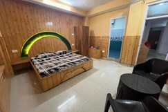 Haripurdhar Hills Homestay