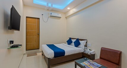 Hotel Anand Inn Room Type - Deluxe Room AC