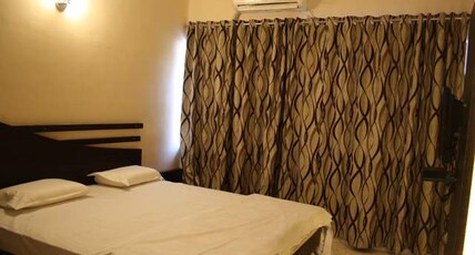 SHIV-LEELA EXECUTIVES (Lodge) Room Type - Non AC Room
