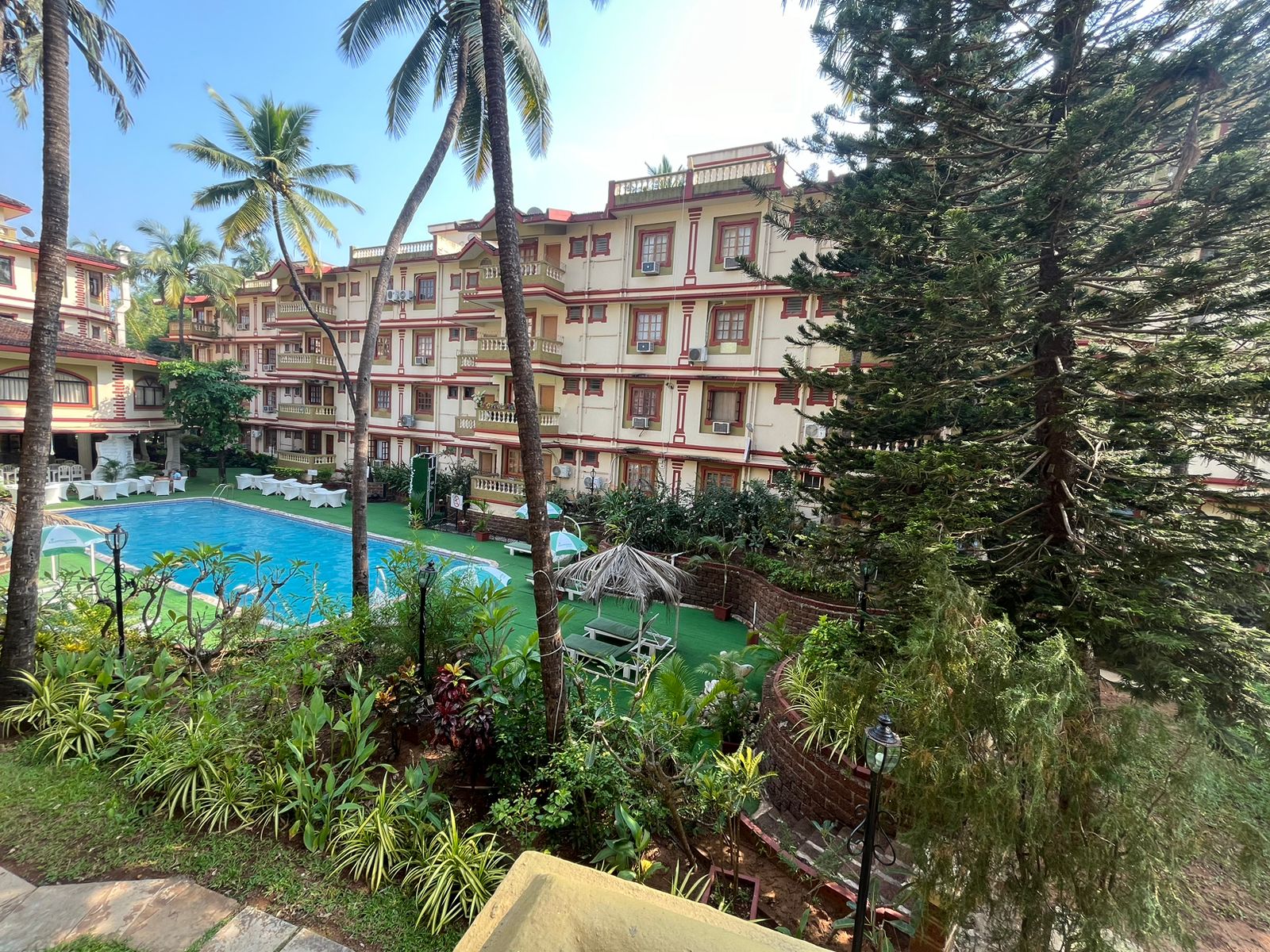 1bhk flat with pool in Candolim - Tap to explore photos