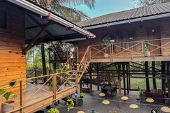 PMS Tree House