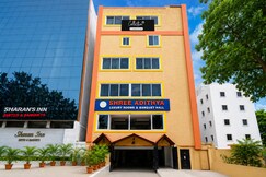 Super Collection O Kakatiya Hills Formerly Shree Adithya Luxury Rooms