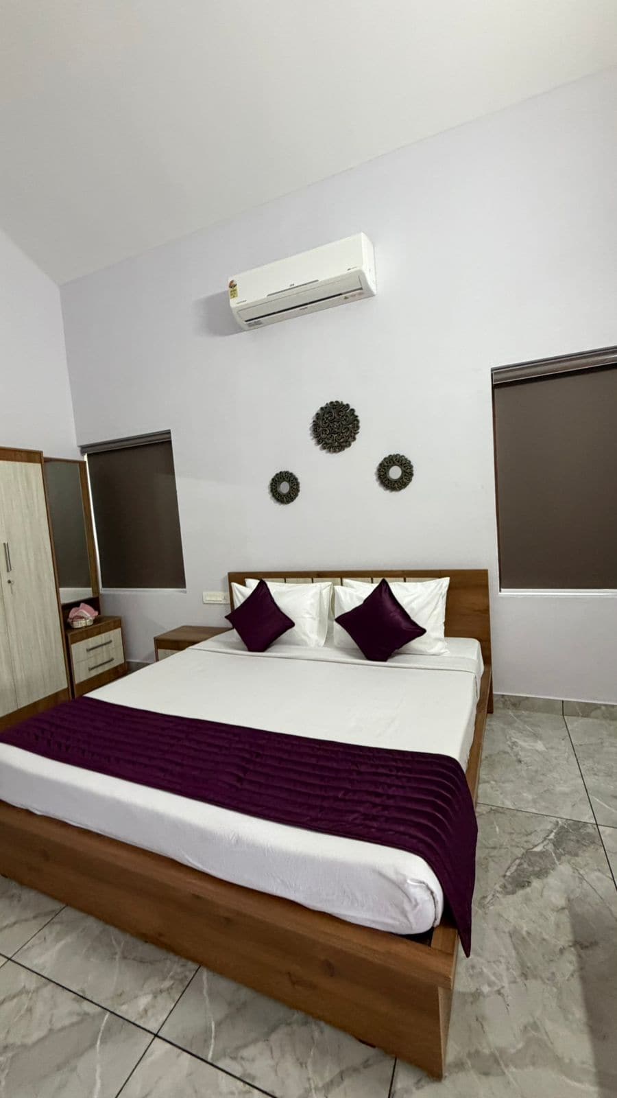Seffsaj 3BHK Villa near Payyambalam Beach - Tap to explore photos