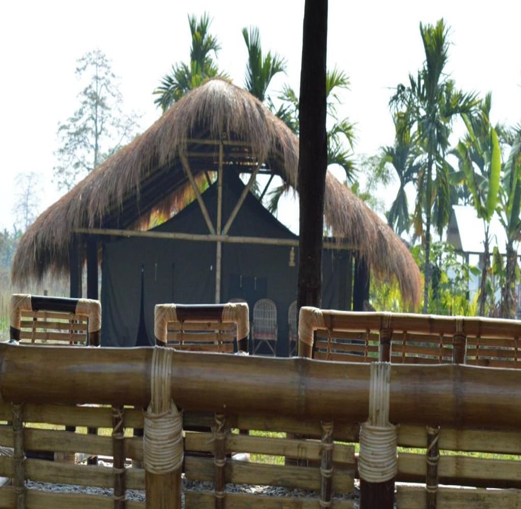 Lalimou Camp - Tap to explore photos