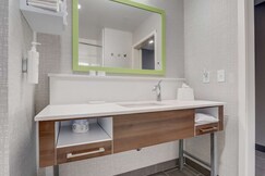Hampton Inn & Suites by Hilton Cincinnati Midtown Rookwood