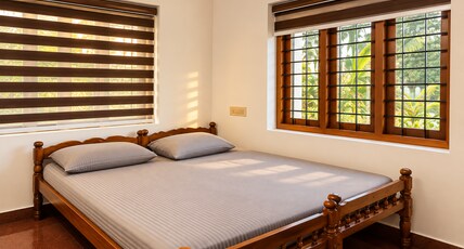 Dhevanjana Inn Room Type - Standard Non Ac