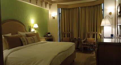 Ramada By Wyndham Mussoorie Mall Road Room Type - 1 Queen Bed, Superior Room Non View, Non-Smoking