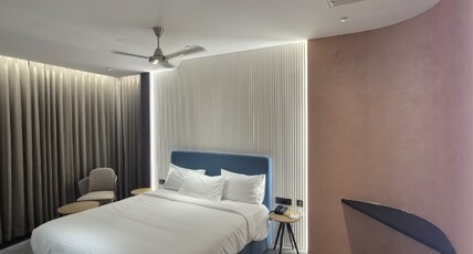 Hotel KPS Inn Room Type - Superior King Bed AC