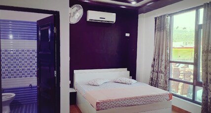 Shourya Hotel Room Type - Deluxe Room - AC